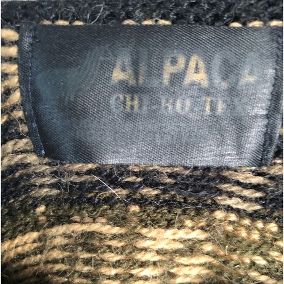 Vintage Alpaca Sweater - made in Peru - Size S - Picture 4 of 4